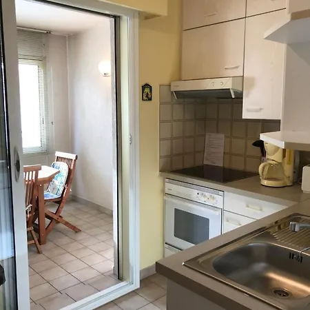 Cannes, Tout Confort Apartment *